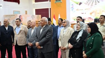 محافظ الوادي الجديد يلتقي أطفال المحافظات الحدودية ضمن أسبوع أهل مصر محافظ الوادي الجديد يلتقي أطفال المحافظات الحدودية ضمن أسبوع أهل مصر