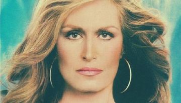 حلوة يا بلدى.. معلومات عن أغنية داليدا التى نشرها الرئيس الفرنسي