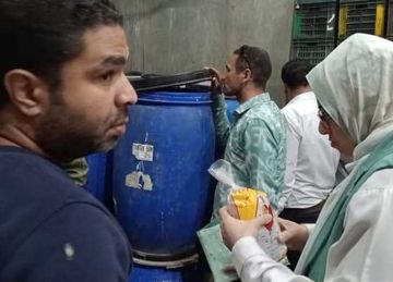 ضبط 568 كيلو جرام أغذية غير صالحة للاستهلاك الآدمي في بني مزار بالمنيا