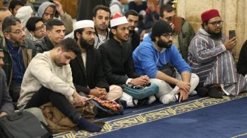 بث مباشر.. شعائر صلاة الجمعة من الجامع الأزهر الشريف