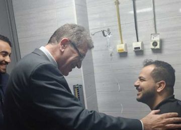 عميد طب بنها يتابع الخدمات الصحية المقدمة للمرضى بالمستشفيات الجامعية