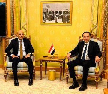 وزير التعليم يبحث مع رئيس تعليم جوجل سبل التعاون في مدارس التكنولوجيا التطبيقية والمنصات التعليمية وزير التعليم يبحث مع رئيس تعليم جوجل سبل التعاون في مدارس التكنولوجيا التطبيقية والمنصات التعليمية