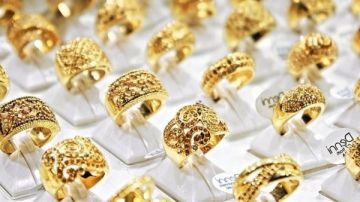 آخر تحديث لسعر الذهب في الإمارات اليوم 5-4-2025 آخر تحديث لسعر الذهب في الإمارات اليوم 5-4-2025