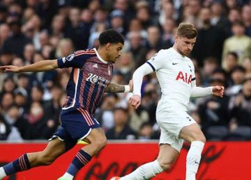 التشكيل الرسمي لمباراة توتنهام ضد نوتينجهام فورست في الدوري الإنجليزي