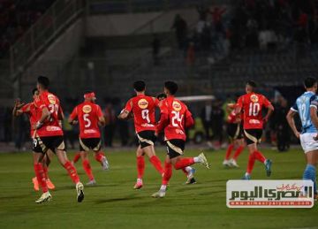 مش فارق معاه الدوري .. نجم الأهلي السابق يهاجم اللاعبين ويدافع عن إمام عاشور  مش فارق معاه الدوري .. نجم الأهلي السابق يهاجم اللاعبين ويدافع عن إمام عاشور