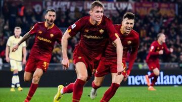 روما يتعادل مع لاتسيو 1-1 في الدوري الإيطالي لكرة القدم