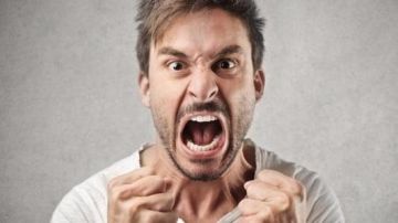 هذا ما أعده الله للكاظمين الغيظ في الدنيا والآخرة.. فرصة عظيمة اغتنمها