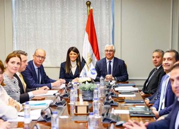 بحضور المشاط .. إطلاق خدمات الشباك الواحد الرقمية بمنطقة قناة السويس الاقتصادية