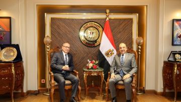 سفير أنقرة بالقاهرة: تنظيم زيارات لرجال الأعمال الأتراك للمصانع المصرية