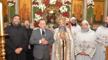 المحافظ يزور مطرانيات أسيوط للتهنئة بعيد القيامة المجيد المحافظ يزور مطرانيات أسيوط للتهنئة بعيد القيامة المجيد