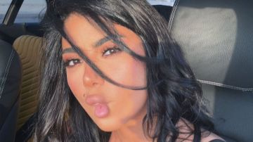 بالكاجوال.. كارولين عزمي تخطف أنظار جمهورها