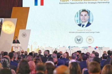 مهندس حسن الخطيب: الروابط المصرية الفرنسية ترتقي إلى الشراكة الاستراتيجية الشاملة مهندس حسن الخطيب: الروابط المصرية الفرنسية ترتقي إلى الشراكة الاستراتيجية الشاملة