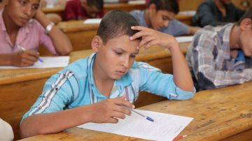 دعاء المذاكرة قبل الامتحان.. للحفظ وعدم النسيان