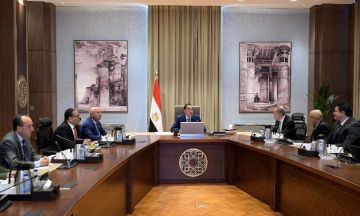 رئيس الوزراء يلتقي مسئولي مجموعة المنصور للسيارات لاستعراض خطط إنشاء مصنعهم الجديد بأكتوبر الجديدة