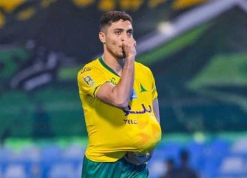 بعد أنباء توقيعه.. ماذا قال محمد شريف عن الانتقال للزمالك؟