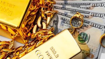 تراجع أسعار الذهب من أعلى مستوياتها رغم ضعف الدولار