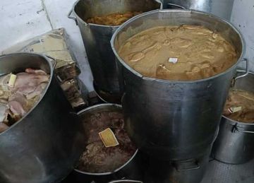 ضبط صدور دجاج غير مطابقة للمواصفات بمطعم شهير في بنها