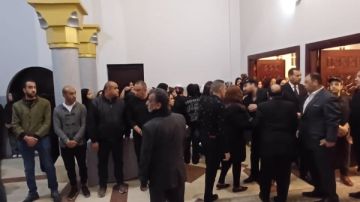 ملامح غير متوقعة ظهور مفاجئ لـ فادية عبد الغني فى عزاء زوجة نضال الشافعي ملامح غير متوقعة ظهور مفاجئ لـ فادية عبد الغني فى عزاء زوجة نضال الشافعي