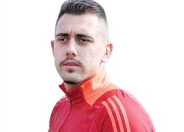 جراديشار: مواجهة صن داونز صعبة.. وأنتظر هذه اللحظة منذ انضمامي إلى الأهلي جراديشار: مواجهة صن داونز صعبة.. وأنتظر هذه اللحظة منذ انضمامي إلى الأهلي