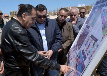 رئيس الوزراء يستمع لشرح تفصيلي عن مشروع مارينا 8 رئيس الوزراء يستمع لشرح تفصيلي عن مشروع مارينا 8