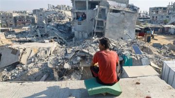 متحدث حركة فتح: الاحتلال لا يكترث لأسراه وسنموت في قطاع غزة متحدث حركة فتح: الاحتلال لا يكترث لأسراه وسنموت في قطاع غزة