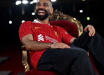 برعاية سوبر مو .. الدوري الإنجليزي يحتفي بتجديد عقد صلاح بطريقة خاصة (فيديو) برعاية سوبر مو .. الدوري الإنجليزي يحتفي بتجديد عقد صلاح بطريقة خاصة (فيديو)