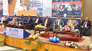 محافظ أسيوط يفتتح المؤتمر السنوي الـ35 لكلية الطب حول الذكاء الاصطناعي 