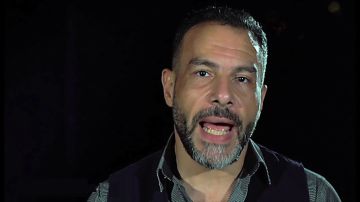 محمد خميس: مهنة الطب الاسنان لا تحب شريك وتركتها من أجل الفن