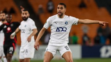 هدف ملغى لـ فيستون ماييلي.. التعادل السلبي يحسم الشوط الأول بين بيراميدز وأورلاندو