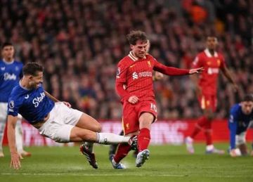 بسبب نجم ليفربول.. تاركوفسكي يتلقى تهديدات بالقتل بسبب نجم ليفربول.. تاركوفسكي يتلقى تهديدات بالقتل