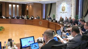 زيادة قيمة المنح الدورية للعمالة غير المنتظمة لــ1500 جنيه.. تفاصيل 8 قرارات حكومية جديدة زيادة قيمة المنح الدورية للعمالة غير المنتظمة لــ1500 جنيه.. تفاصيل 8 قرارات حكومية جديدة