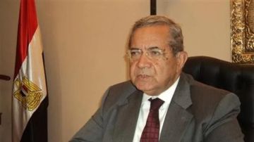السفير جمال بيومي يستعرض نتائج الزيارة التاريخية للرئيس الفرنسي ماكرون إلى القاهرة السفير جمال بيومي يستعرض نتائج الزيارة التاريخية للرئيس الفرنسي ماكرون إلى القاهرة