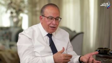 منها الأجور الحكومية.. أسامة حمدي يكشف أسباب هجرة الأطباء منها الأجور الحكومية.. أسامة حمدي يكشف أسباب هجرة الأطباء