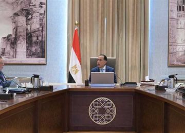 المركز الإعلامي لمجلس الوزراء يستعرض بالفيديو جهود الدولة لتطوير المنظومة التعليمية المركز الإعلامي لمجلس الوزراء يستعرض بالفيديو جهود الدولة لتطوير المنظومة التعليمية