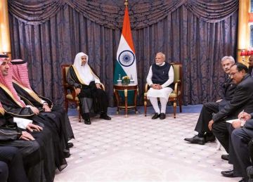 رئيس علماء المسلمين يبحث مع مودي عقد قمة التنوع والوئام بالهند