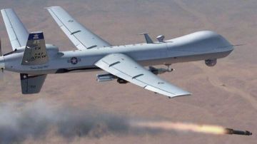 تحليق طائرات استطلاع أمريكية فوق العاصمة اليمنية تحليق طائرات استطلاع أمريكية فوق العاصمة اليمنية