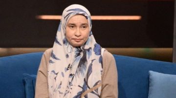 فتاة الشيخوخة: الناس بتقولي يا حاجة وفاكرني على المعاش شاهد