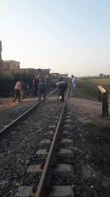 مصرع طالب دهسه القطار أثناء عبور مزلقان غير شرعى بقنا مصرع طالب دهسه القطار أثناء عبور مزلقان غير شرعى بقنا