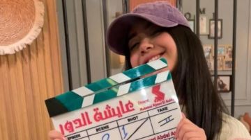 بعد نجاح مسلسل عايشة الدور فرح عزت تشارك صورا من كواليس تصوير المسلسل