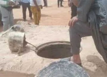 مصرع 3 أشقاء وإصابة اثنين إثر سقوطهم في خزان صرف صحي بالعاشر (تفاصيل)