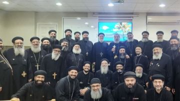 اجتماع كهنة كنائس قطاع وسط القاهرة بحضور نيافة الأنبا رافائيل اجتماع كهنة كنائس قطاع وسط القاهرة بحضور نيافة الأنبا رافائيل