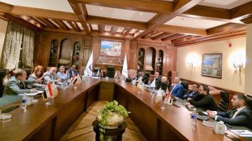  الجبهة الوطنية يبحث سبل دعم المشروعات الصغيرة وفق نموذج المؤسسات الاجتماعية