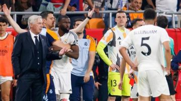 رسميا إيقاف نجم ريال مدريد 6 مباريات.. وتبرئة بيلينجهام رسميا إيقاف نجم ريال مدريد 6 مباريات.. وتبرئة بيلينجهام