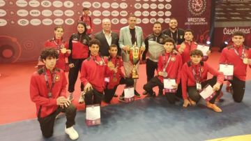 مصر تتربع على العرش الأفريقي في المصارعة الرومانية تحت 17 عاما مصر تتربع على العرش الأفريقي في المصارعة الرومانية تحت 17 عاما