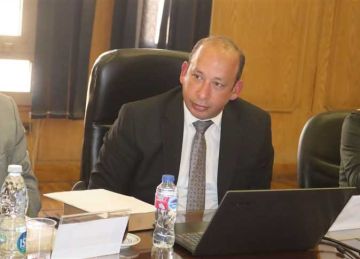 استحداث مسار باللغة الفرنسية.. عميد طب قصر العيني يترأس اجتماع مجلس المستشفيات استحداث مسار باللغة الفرنسية.. عميد طب قصر العيني يترأس اجتماع مجلس المستشفيات