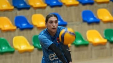 ندى حمدي لاعبة طائرة الأهلي: أتمنى التتويج ببطولة إفريقيا