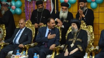 أفراح باستقبال عيد القيامة بإيبارشية البلينا بحضور المحافظ .. صور