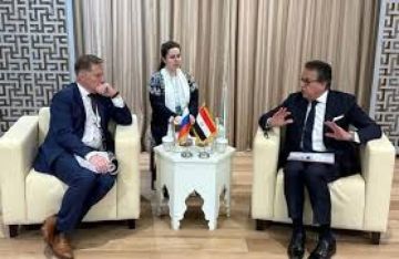 وزير الصحة يلتقي نظيره الروسي لبحث سبل تعزيز التعاون الثنائي في القطاع الصحي