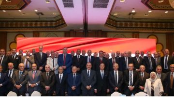 وزير قطاع الأعمال العام: إستراتيجية الوزارة تستند لرؤية مصر 2030 