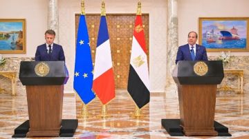 حزب مصر 2000: زيارة إيمانويل ماكرون مهمة لتعزيز العلاقات الإستراتيجية حزب مصر 2000: زيارة إيمانويل ماكرون مهمة لتعزيز العلاقات الإستراتيجية